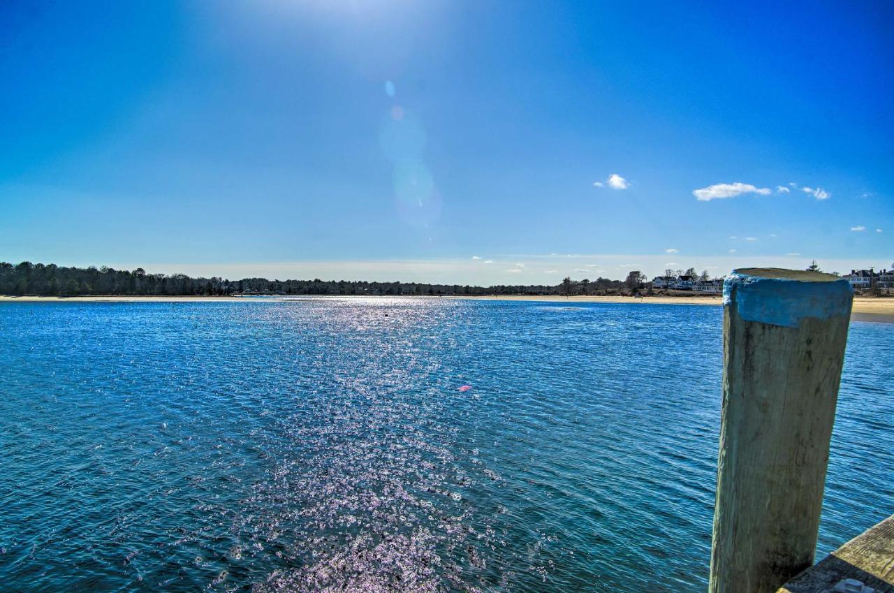 Updated Buzzards Bay Beach Cottage Walk To Shore! Борн Екстериор снимка