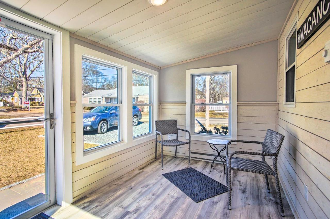 Updated Buzzards Bay Beach Cottage Walk To Shore! Борн Екстериор снимка
